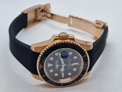 Yachtmaster Rose Gold Black Mod