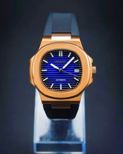 Aquanaut Black Ocean Rose Gold Mod